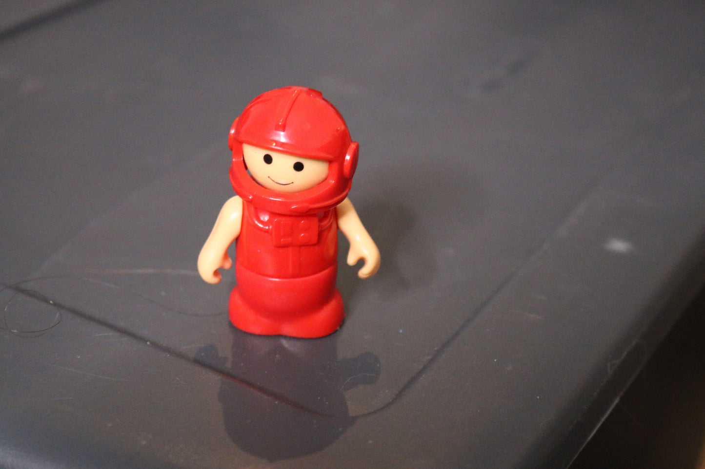 Lil Playmates Space Station Red Astronaut 1984 Figure Replacement Toy