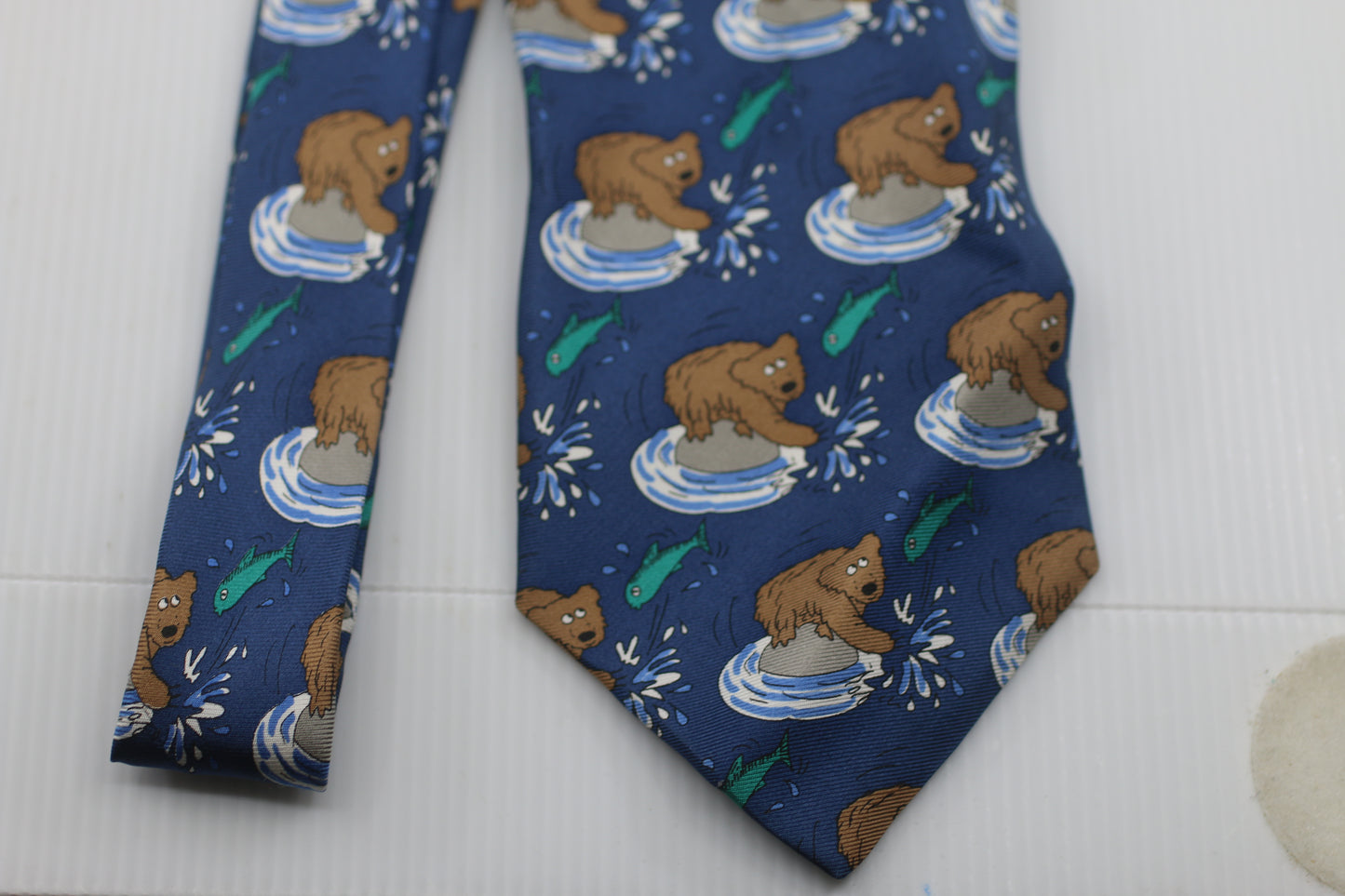 Ian hoot the rack salmon & bear silk tie