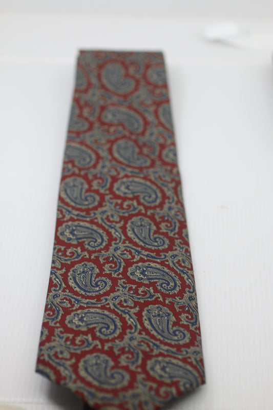 Polyester tie made in Canada CA 00472