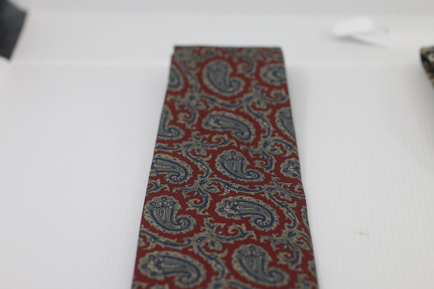 Polyester tie made in Canada CA 00472