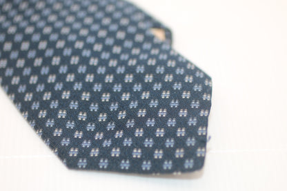 Sears premiere Made in CAnada tie