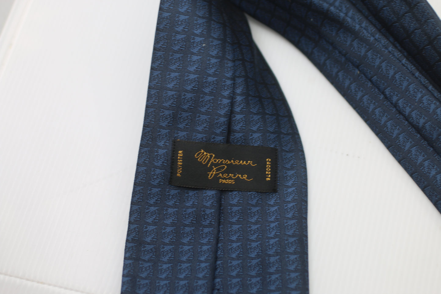 Monsieur Pierre Paris polyester CA00276 Skal Canadian Canada tie