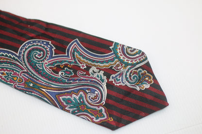 Gant all silk floral flowers logo tie slightly crumpled.