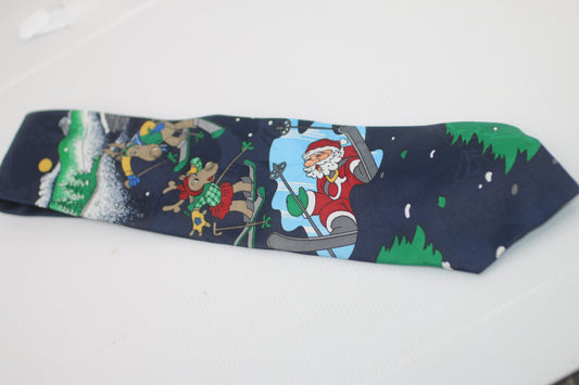 Van Heusen Christmas Santa Claus reindeer skiing tie motif