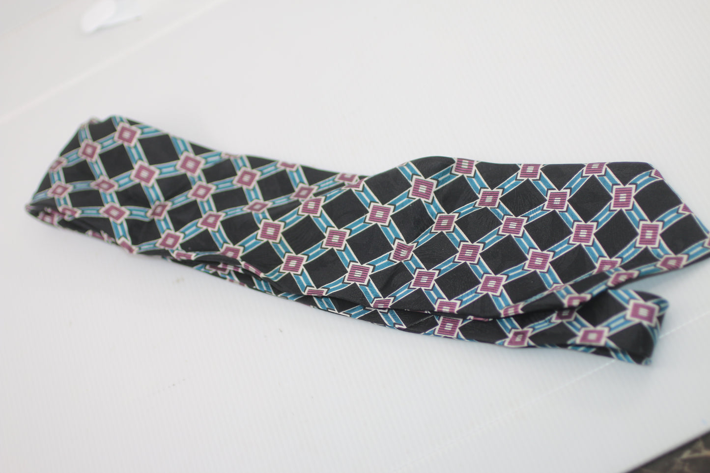 Geoffrey Beene Purple Sqaure logo tie