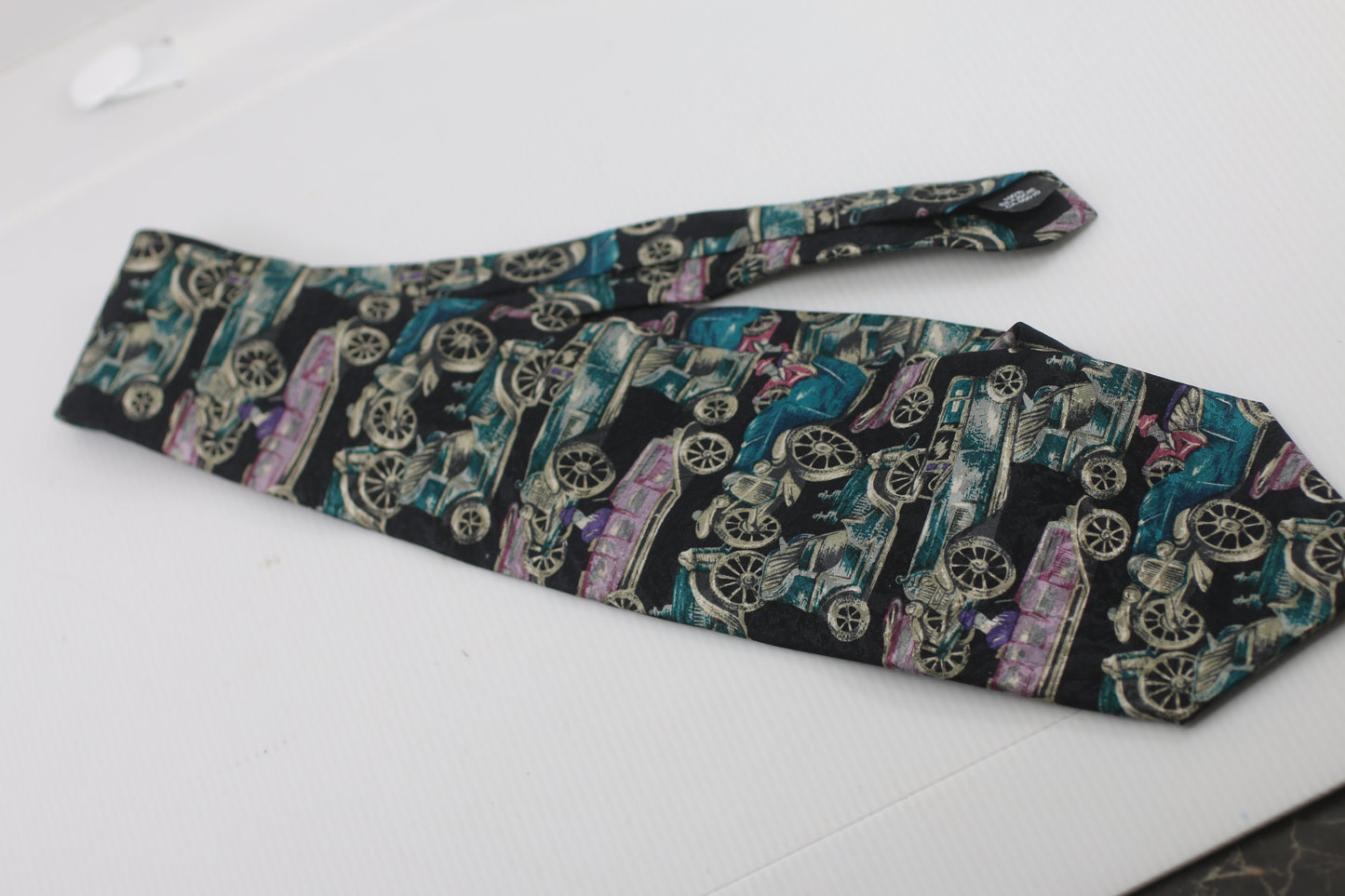 Homme EATON MAN Vintage cars logo tie all silk rare