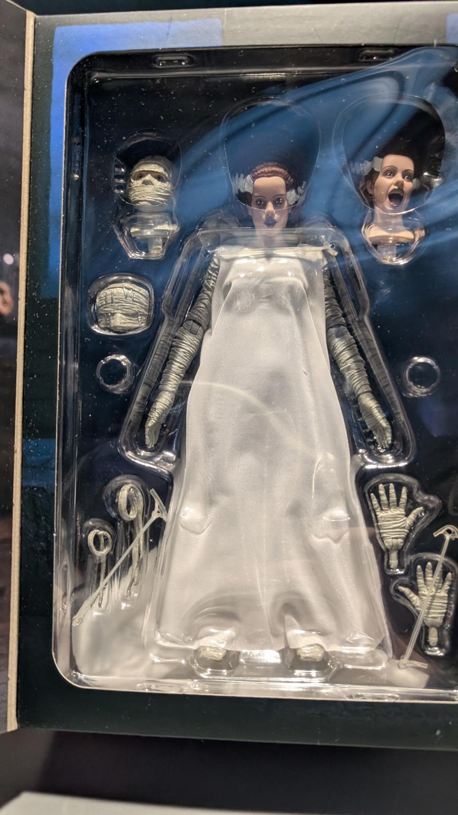NECA Bride of Frankenstein Universal Monster Ultimate 7" Official Action Figure