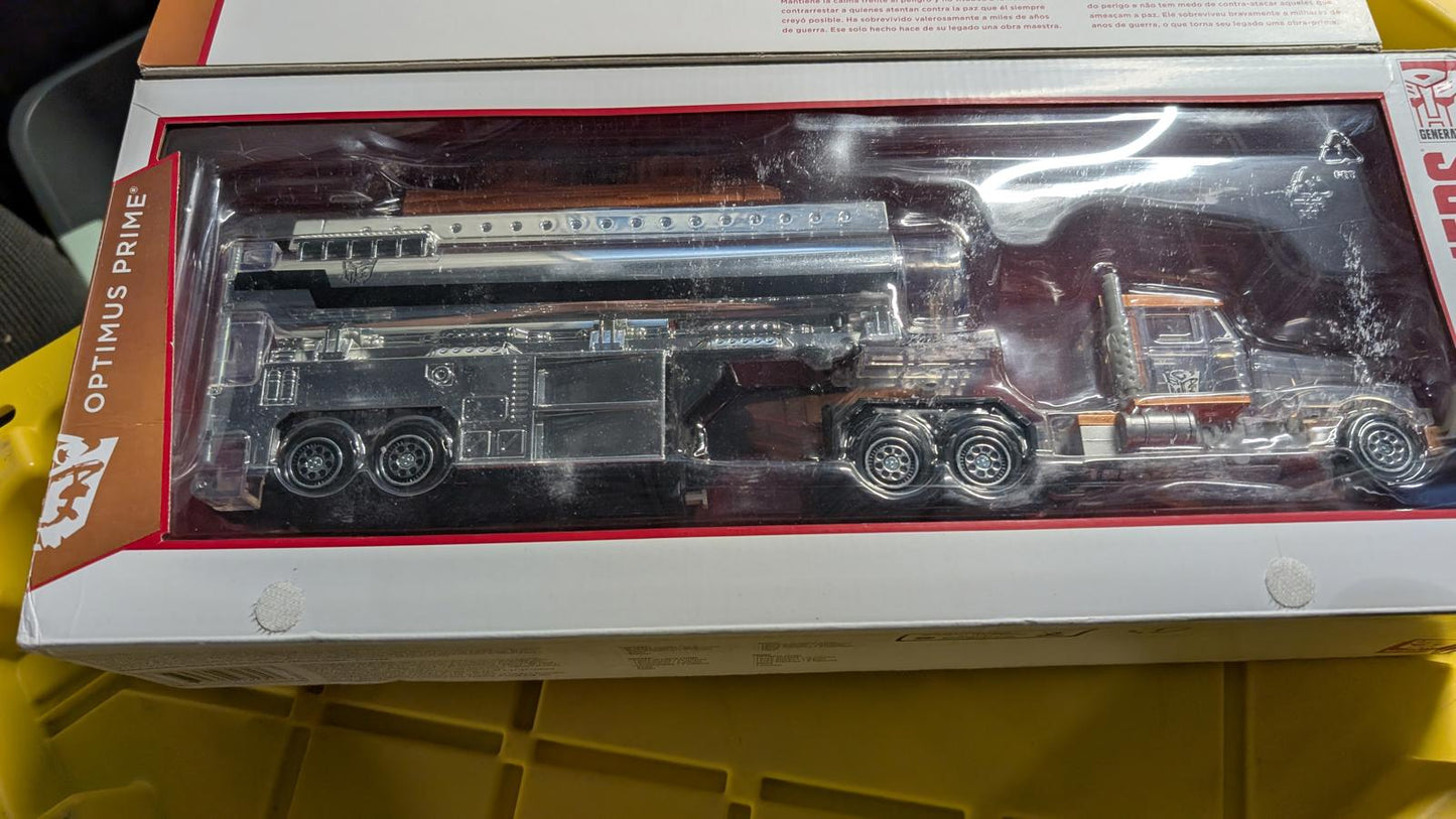 Hasbro Transformers Generations Optimus Prime Platinum Edition Year Of The Goat