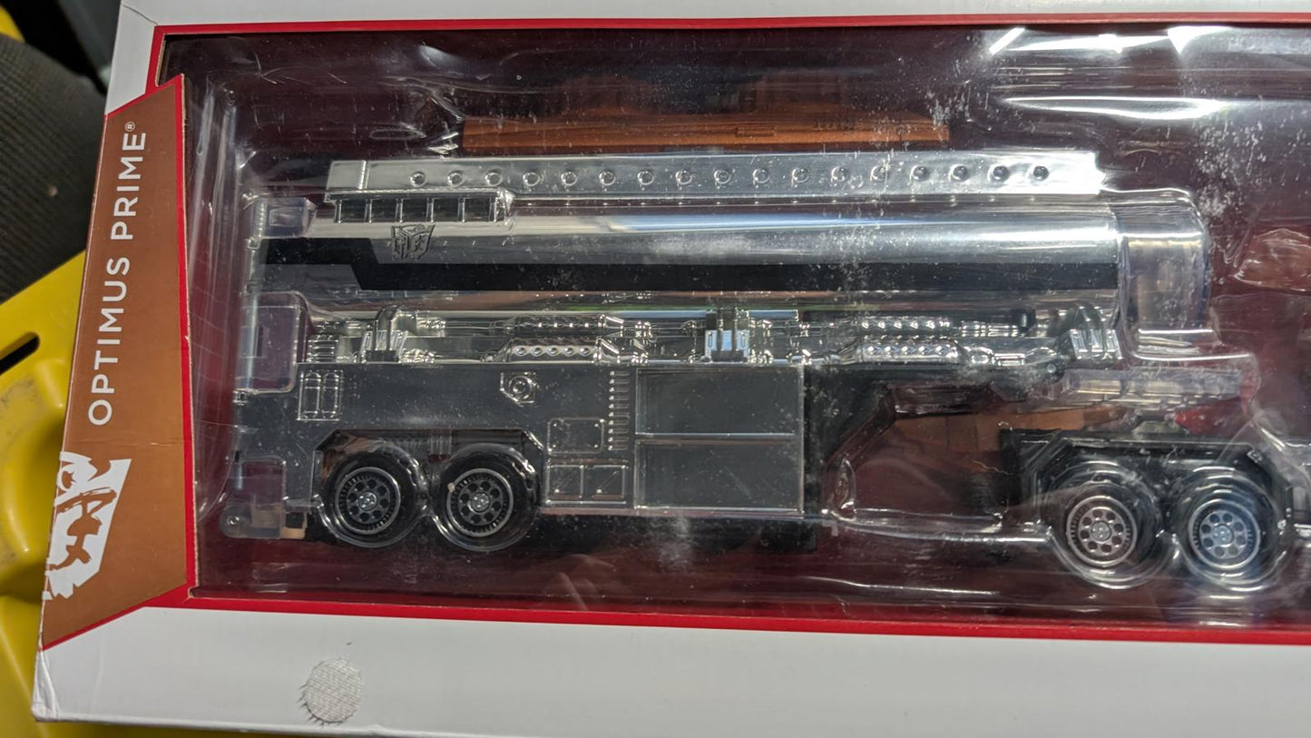 Hasbro Transformers Generations Optimus Prime Platinum Edition Year Of The Goat