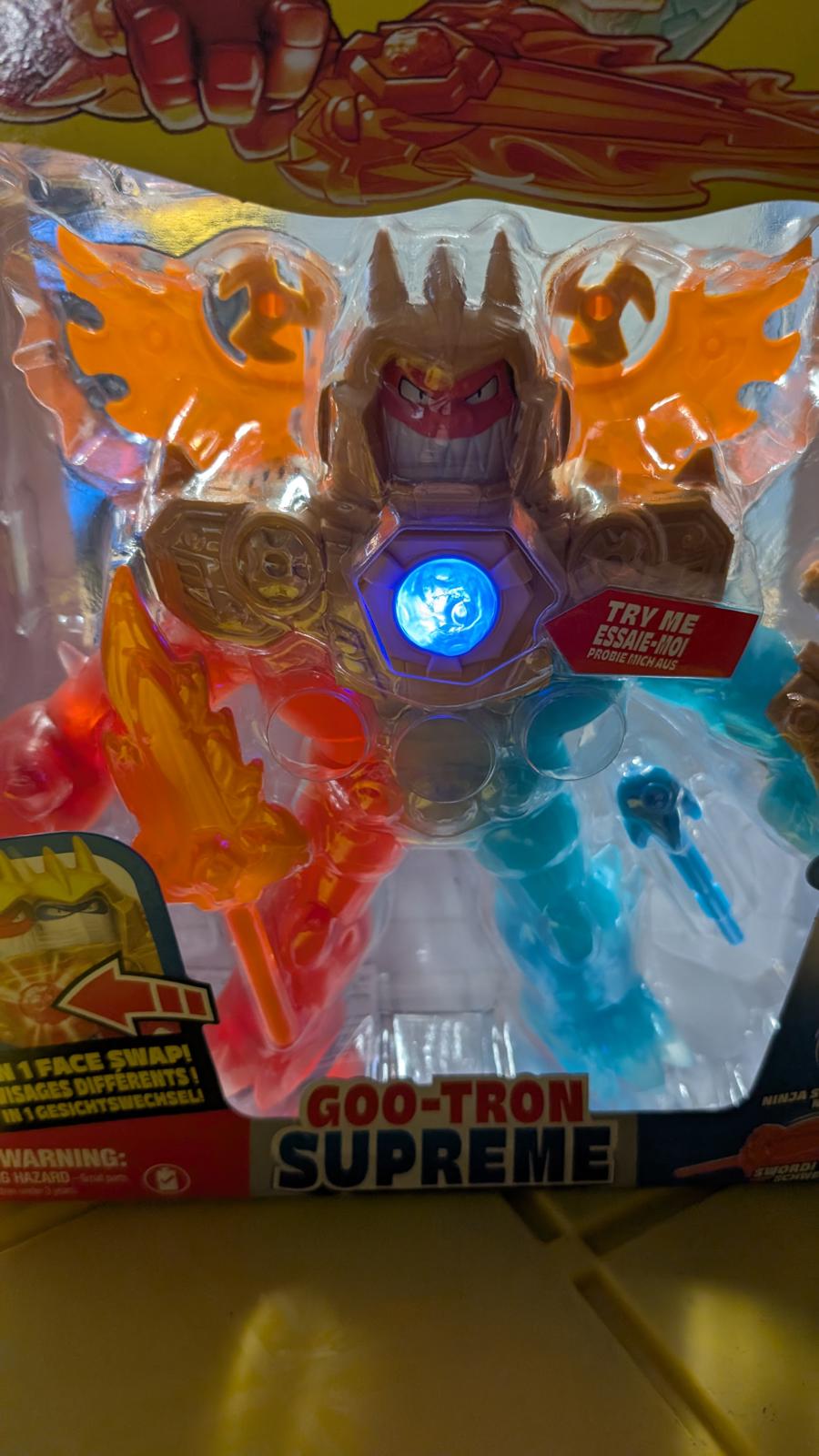 Heroes of Goo Jit Zu Meteor Madness Goo-Tron Supreme Action Figure New In Box