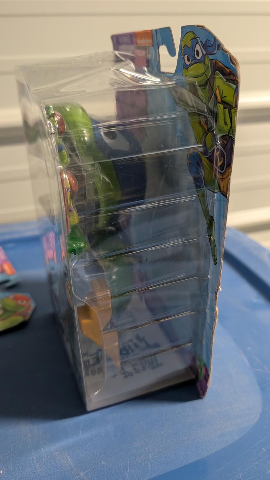 Tales of the Teenage Mutant Ninja Turtles Big Mouth Playset Leonardo