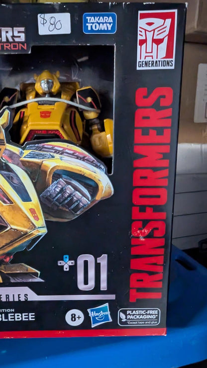Transformers Studio Series War for Cybertron Bumblebee Action Figure