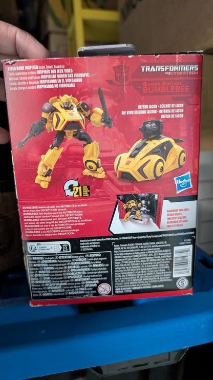 Transformers Studio Series War for Cybertron Bumblebee Action Figure