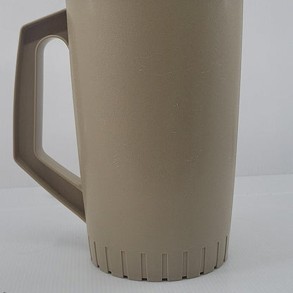 Vintage Tupperware Pitcher Half Gallon (2 qt) Tan Push Button Seal Lid #800-1