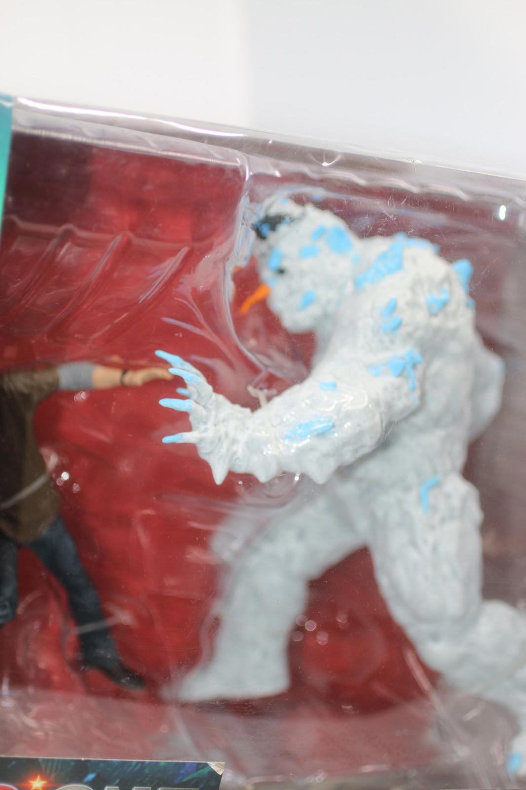 Movie Maniacs Red One Jack Vs Snowman Figure by McFarlane Toys