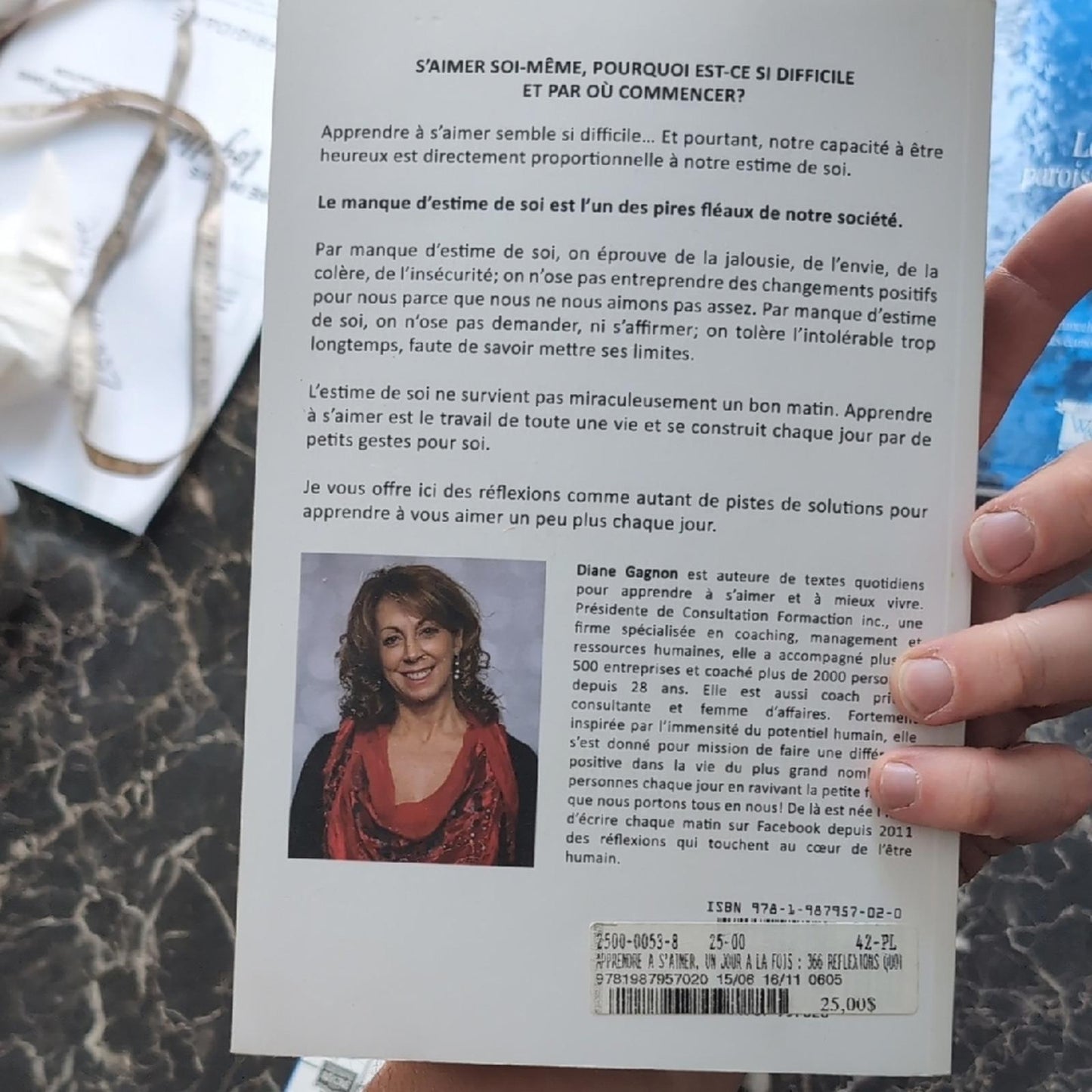 Ensemble De 3 Livres Dont Apprendre À S'aimer Un Jour À La Fois