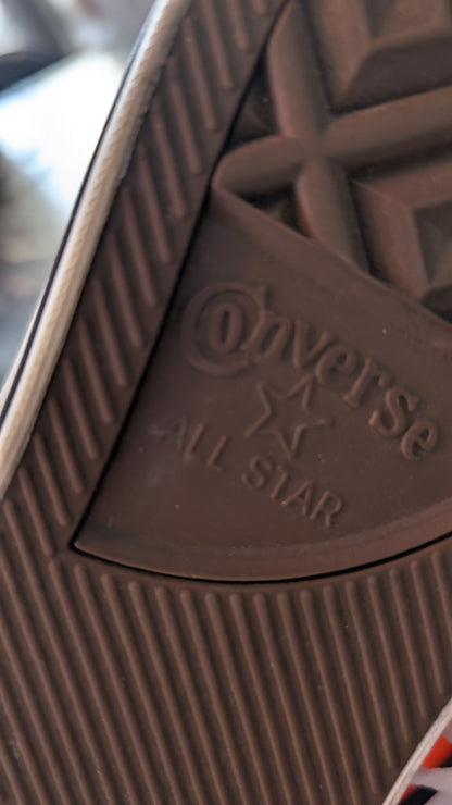 Converse Chuck Taylor All Star Low Orange Canvas Shoes Unisex mens US 9 EU 42.5 155735C