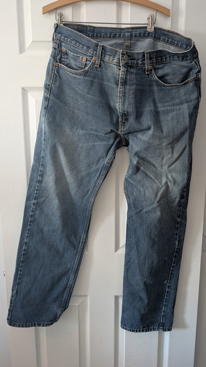 Levi’s 505 5-Pocket Blue Jeans Men’s 38x32 | Classic Fit | Distressed Leather Patch