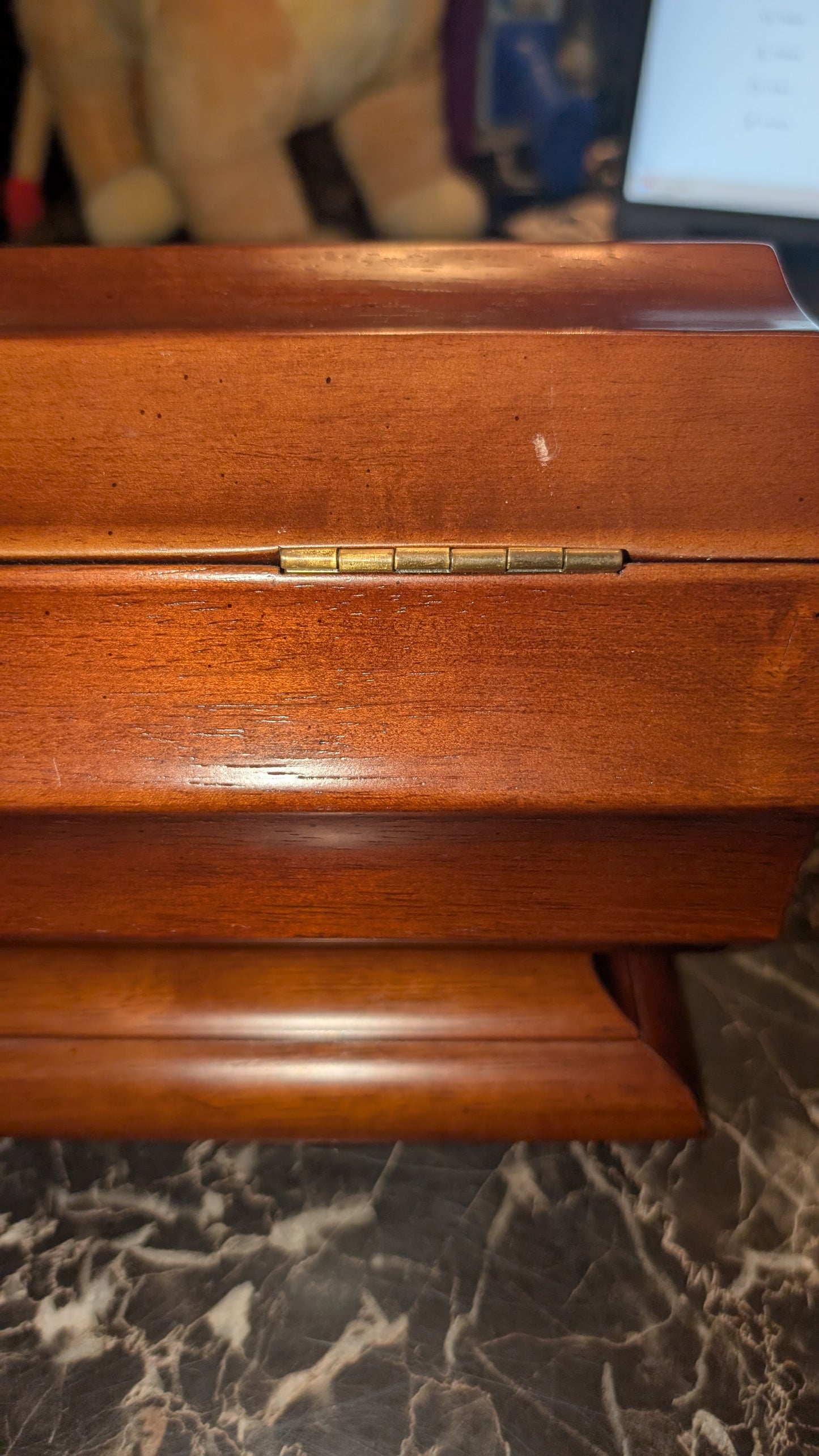 Vintage Solid Wood Keepsake / Jewelry Box – Bomray Company ©2003 – Felt Lined Interior