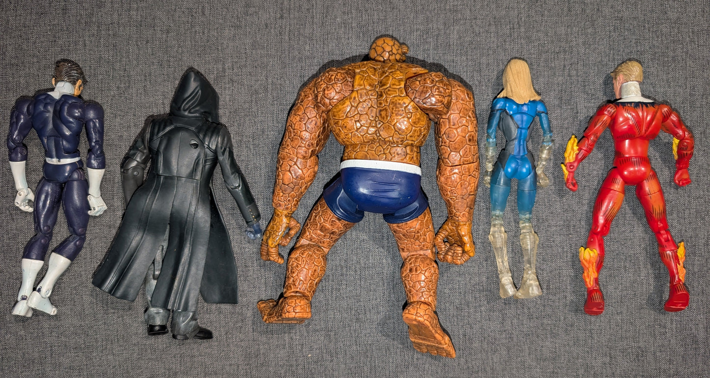 Fantastic Four Movie Figures Lot of 5 – Thing Mr Fantastic Invisible Woman Human Torch Doctor Doom (2004–2005 Toy Biz)