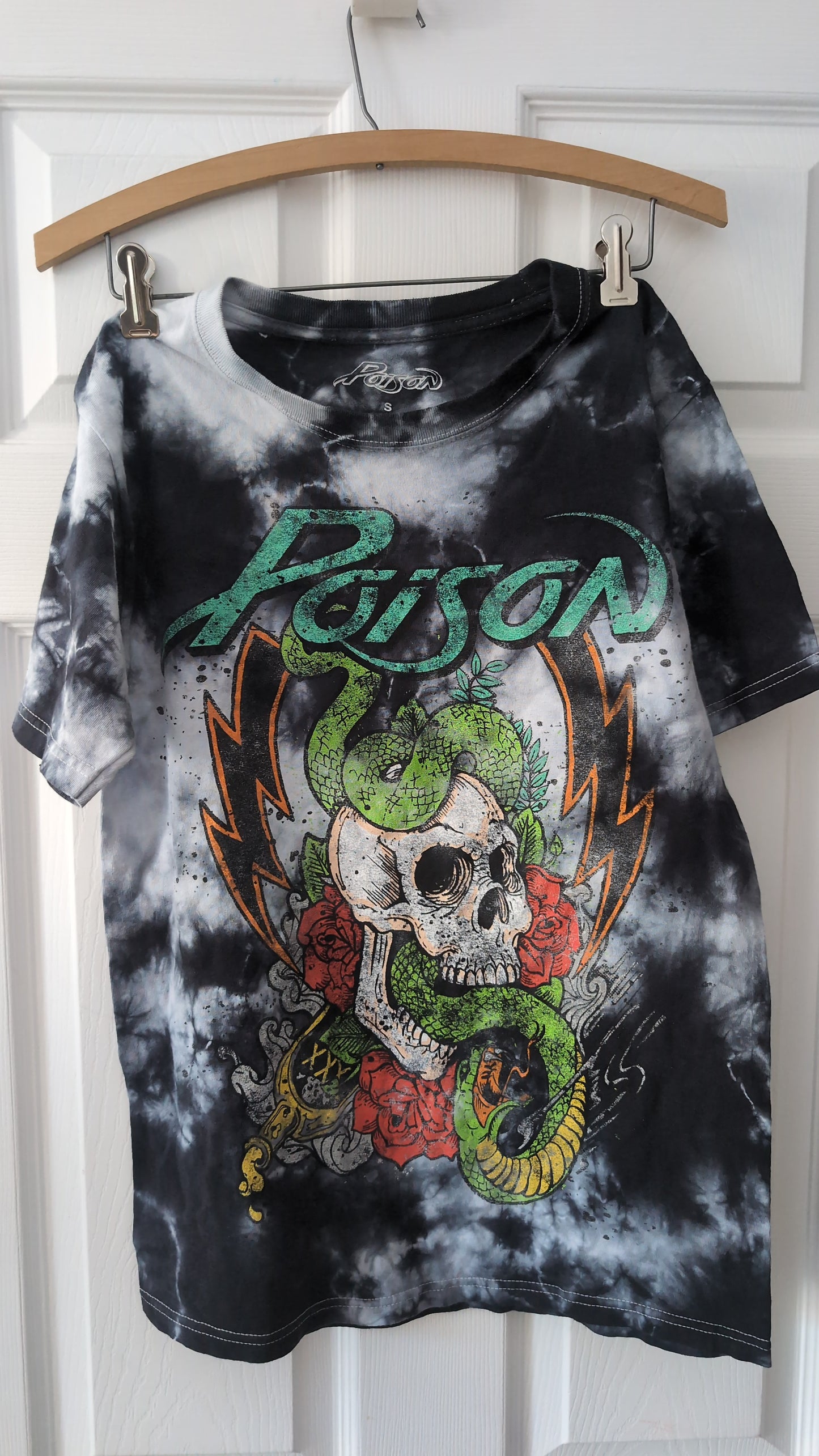 Poison Band T-Shirt Skull Snake Graphic Tie Dye Black Adult Small