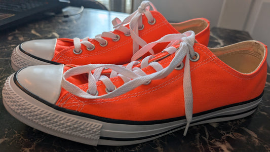 Converse Chuck Taylor All Star Low Orange Canvas Shoes Unisex mens US 9 EU 42.5 155735C