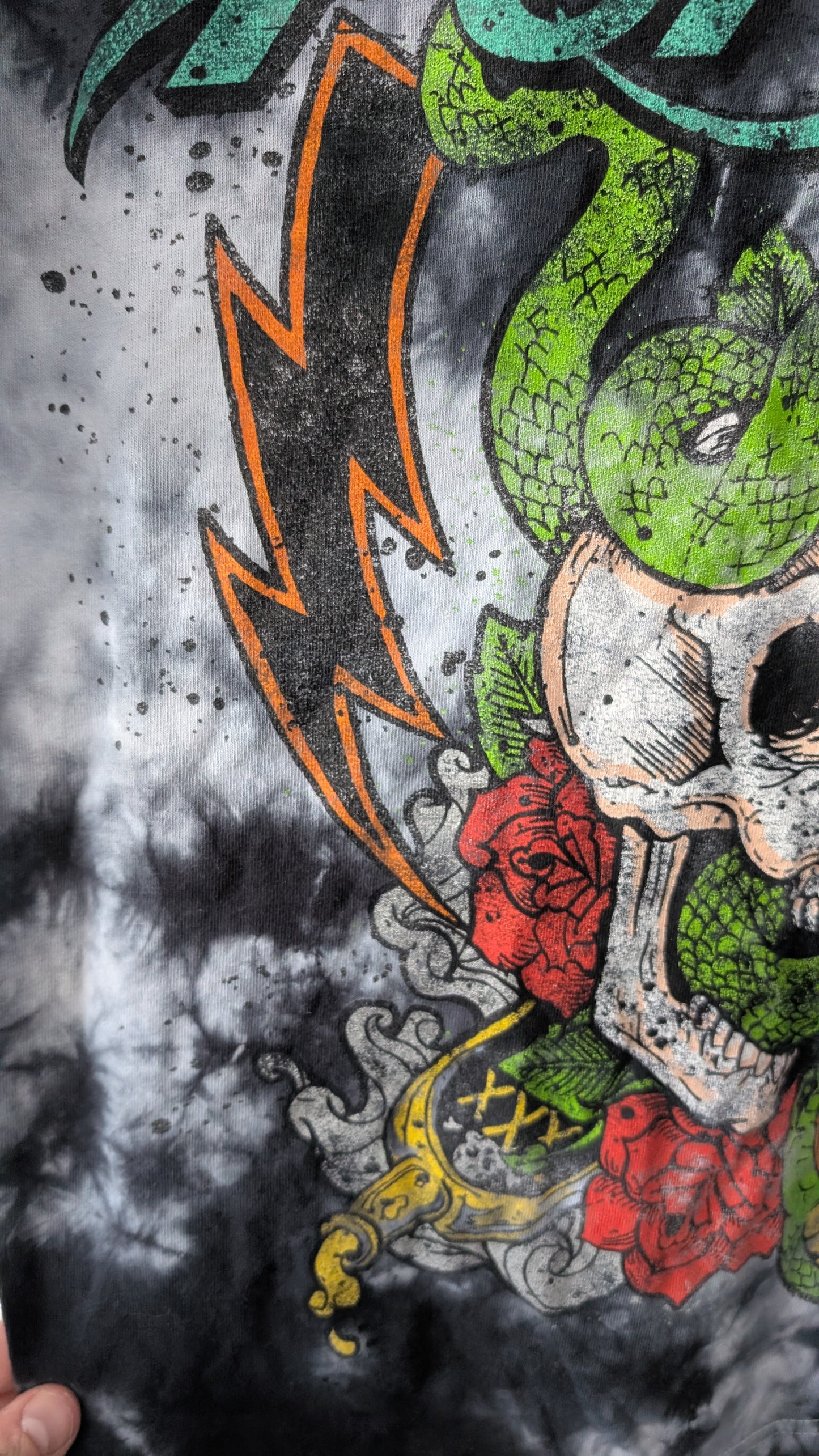 Poison Band T-Shirt Skull Snake Graphic Tie Dye Black Adult Small