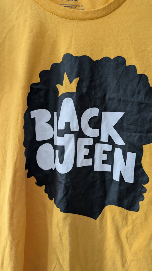 Black Queen Graphic T-Shirt – Women’s XL (TG) – Yellow/orange Cotton Tee