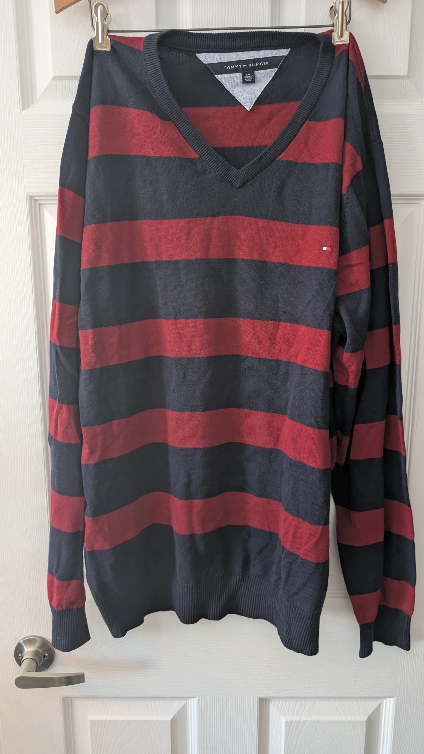Tommy Hilfiger Men’s V-Neck Sweater Red Navy Stripe 100% Cotton Size XXL