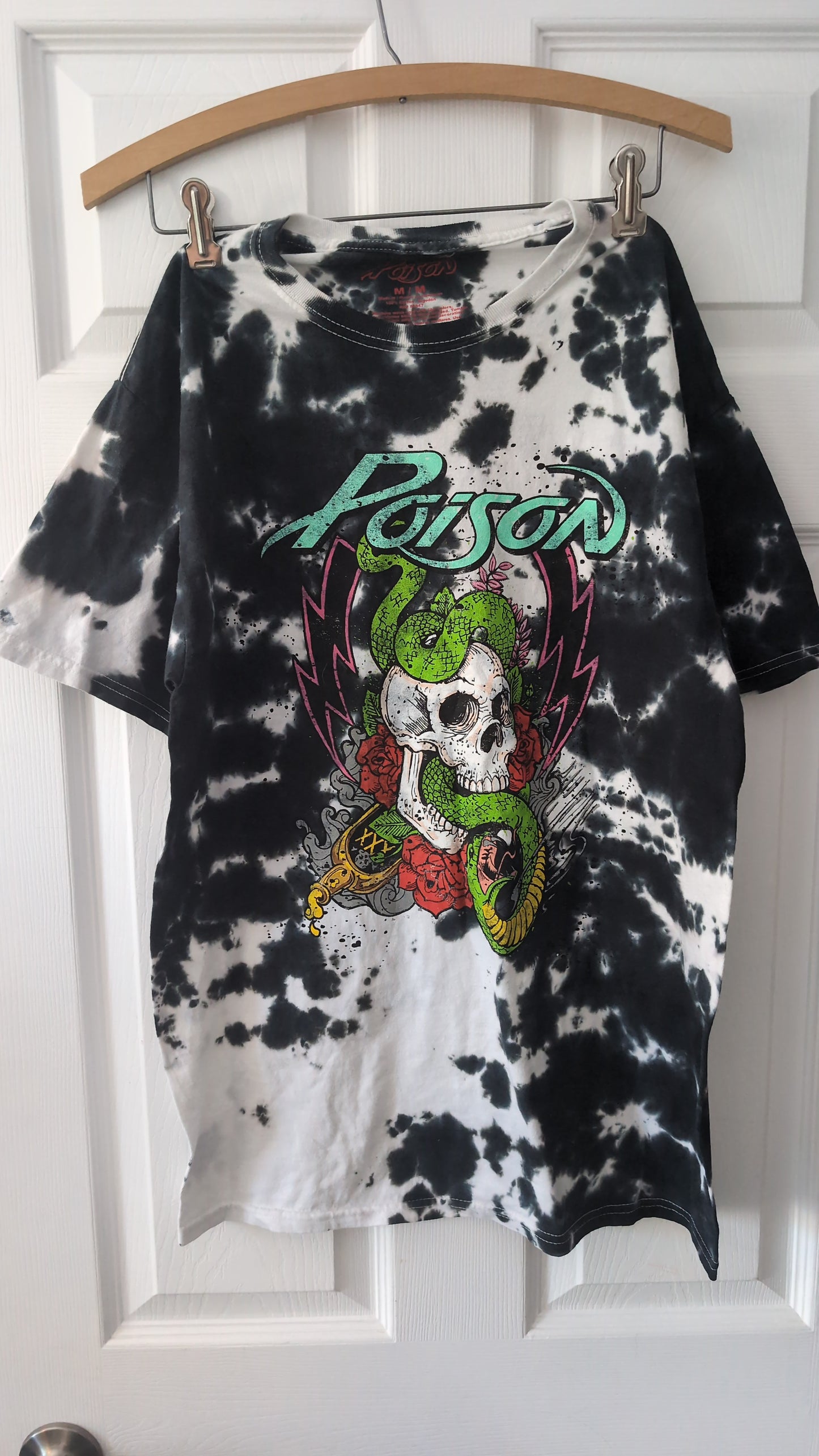 Poison Band T-Shirt Skull Snake Graphic Tie Dye Black Adult Medium