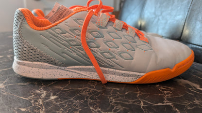 Decathlon Kipsta Indoor Soccer Shoes Futsal IC US 7 EU 40 Gray Orange