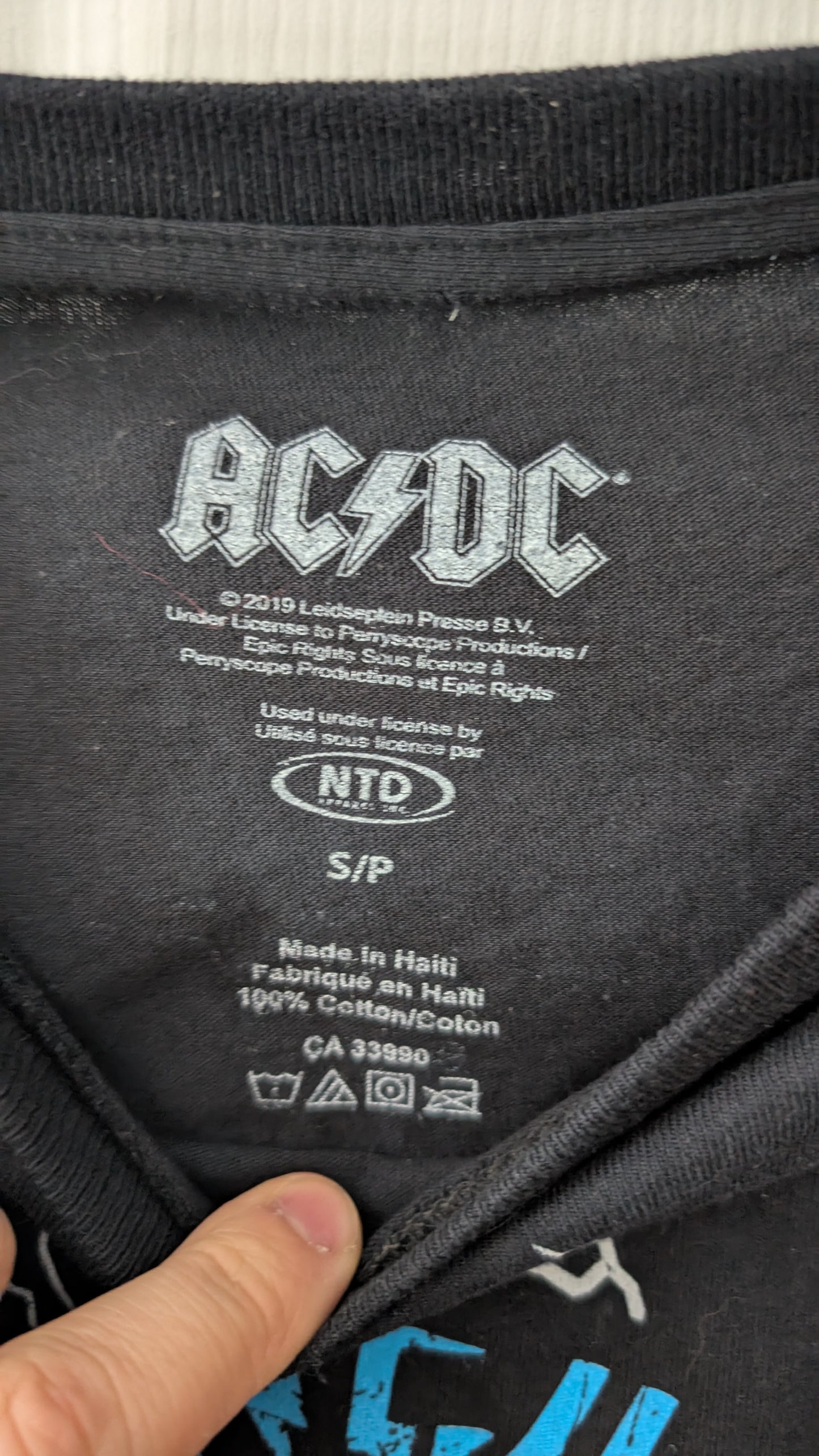 AC/DC High Voltage Graphic T-Shirt Black Size Small 2019 Licensed Band Tee