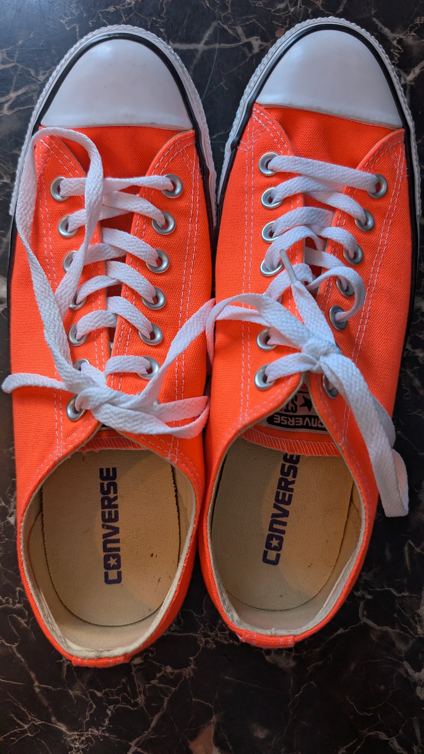 Converse Chuck Taylor All Star Low Orange Canvas Shoes Unisex mens US 9 EU 42.5 155735C