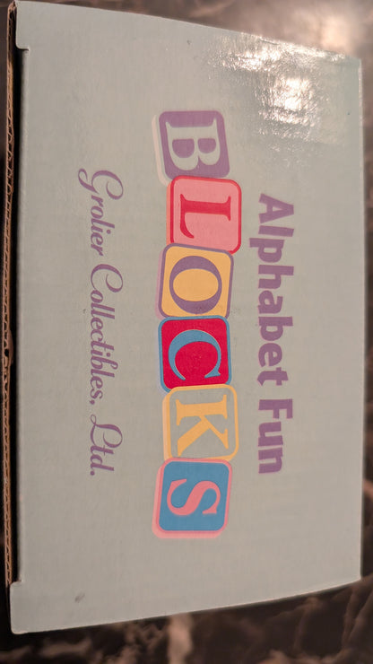 Grolier Collectibles Disney The Little Mermaid Ariel Figurine mini statue Purple Base NEW