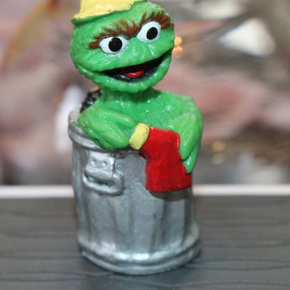 Vintage 1982 Oscar The Grouch Toy Figure Muppets Sesame Street Tara Toy