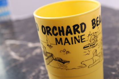 Old Orchard Maine Drinkink Plastic Glasses Vintage Vtg Cute Rare Yellow Souvenir