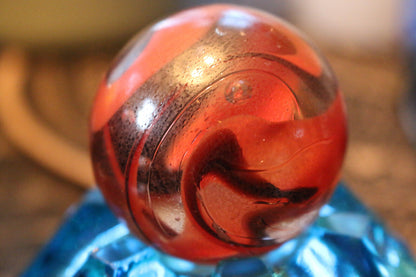 Velliglas Wire Pull Shooter Marble Red Big One. Measures Approx 5Cm 2 Colors.