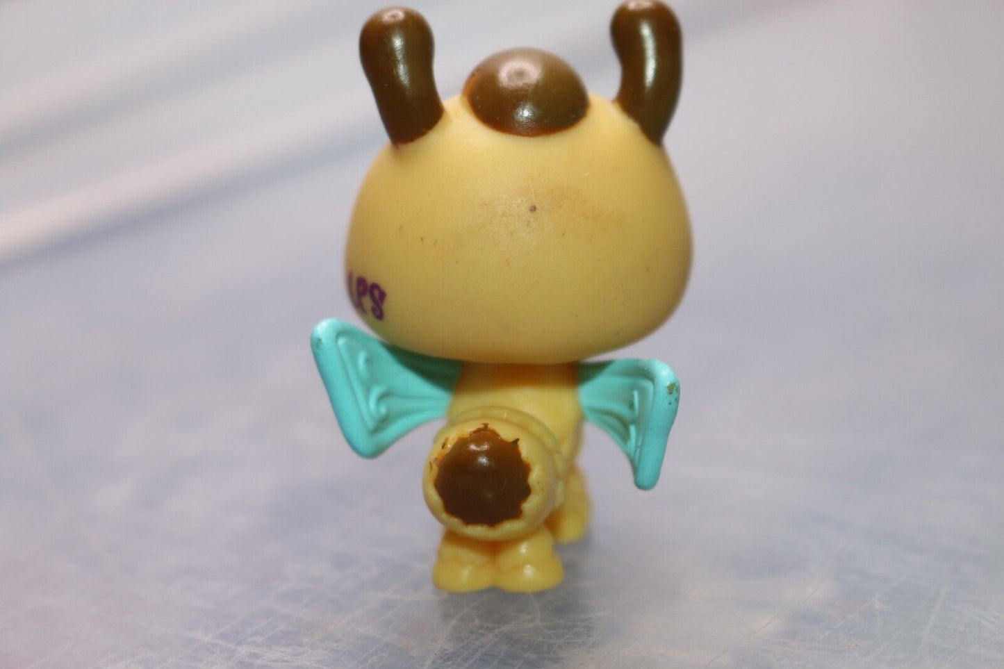 Littlest Pet Shop Authentic # 3576 Yellow Brown Bee Blue Wings Lps