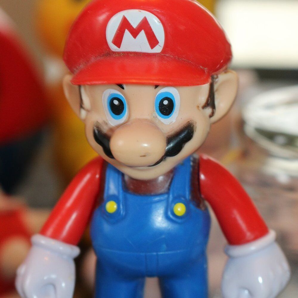 Super Mario Bros Action Figure Toy 4.5Inch Tall