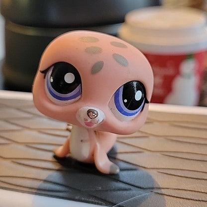 Littlest Pet Shop #1527 Pink Seal Figure Toy Mini-Fig 2007