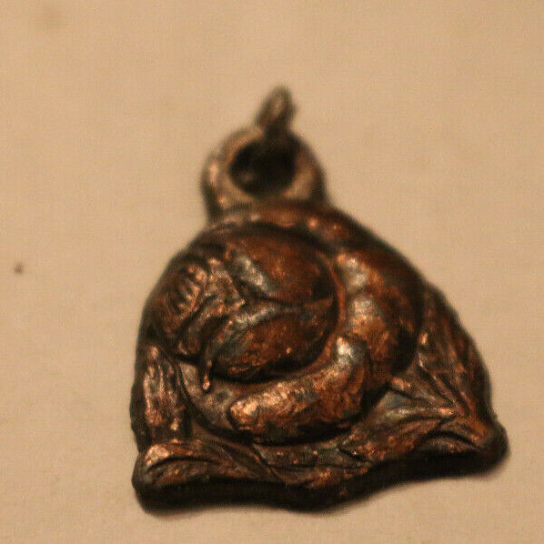 Necklace Flower Logo Collectible Vintage Bronze Design