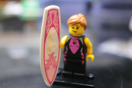 Lego Surfer Girl Minifig Surf Board Lady City Town 8804 Minifigures Series 4