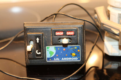 Vintage Lil Android Robot Radio Shack Wire Remote Control Work