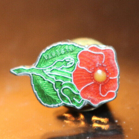 Red Flower Roses Pin Pinback Collectible Vintage