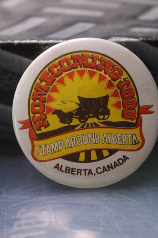 Vintage Macaron Pinback Québec Homecoming 1980 Stamp Around Alberta Canada
