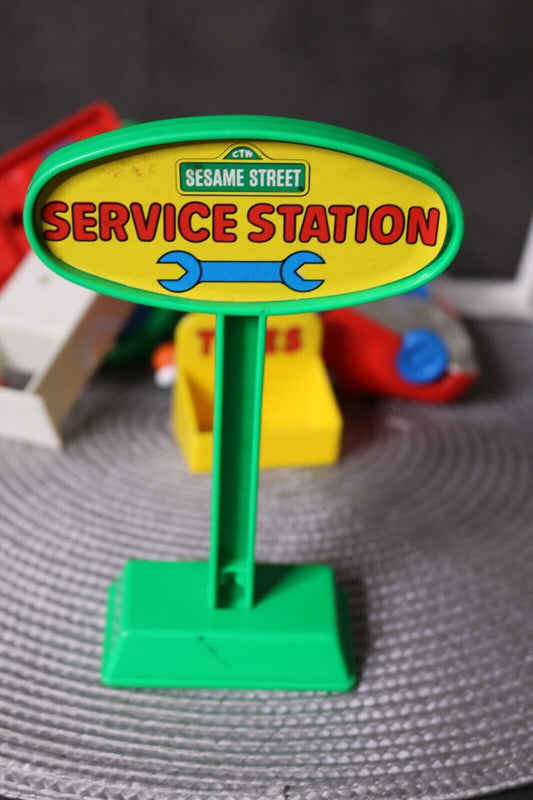 Vintage Tyco Sesame Street Parking Garage Playset Gas Service Station Part 1