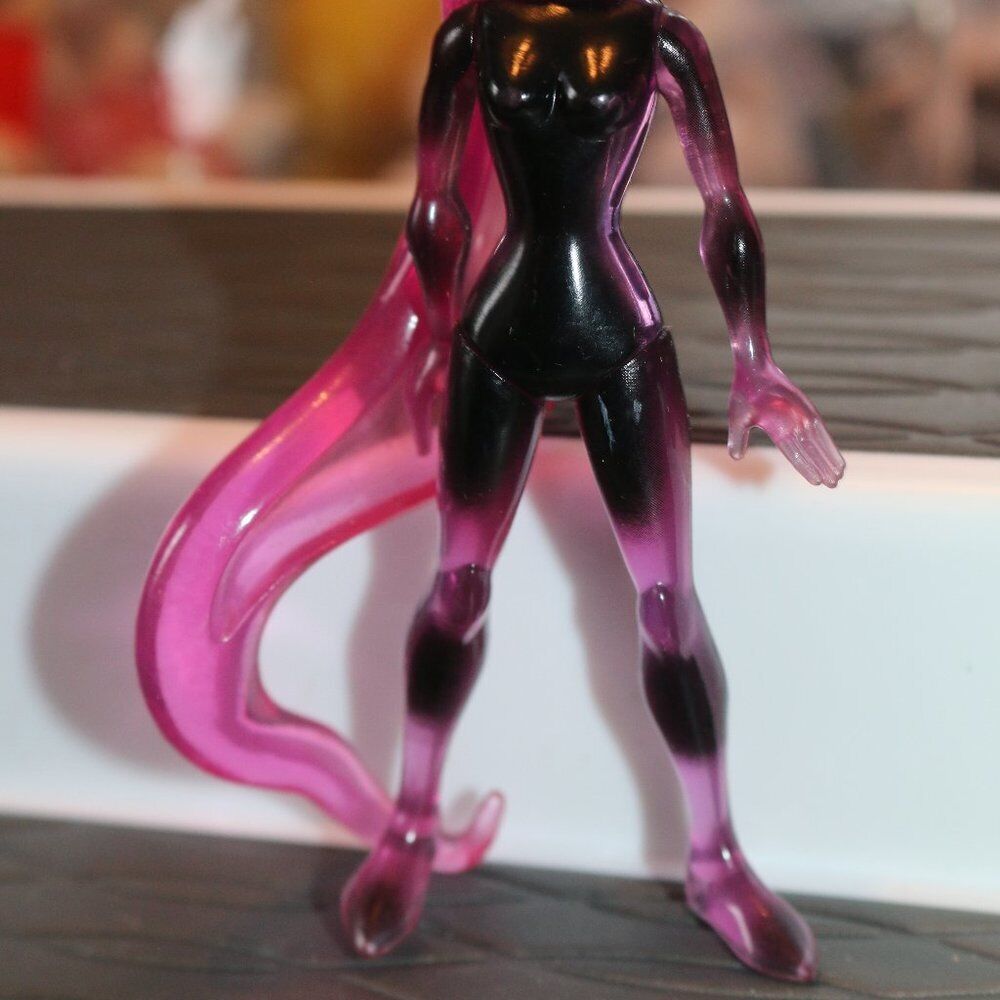 Original Ben 10 Alien Force Gwen Anodite 10Cm Action Figure Toy Transparent Pink
