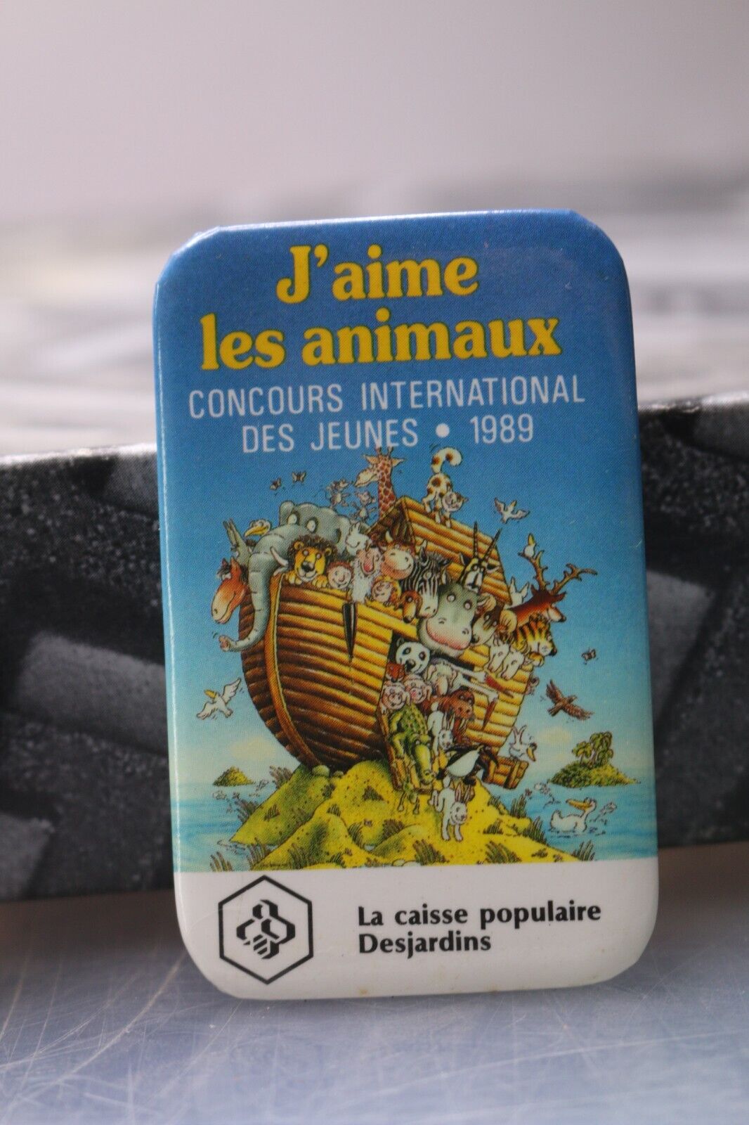Vintage Macaron Pinback Québec Buttom Desjardins J'Aime Les Animaux 1989 Caisse