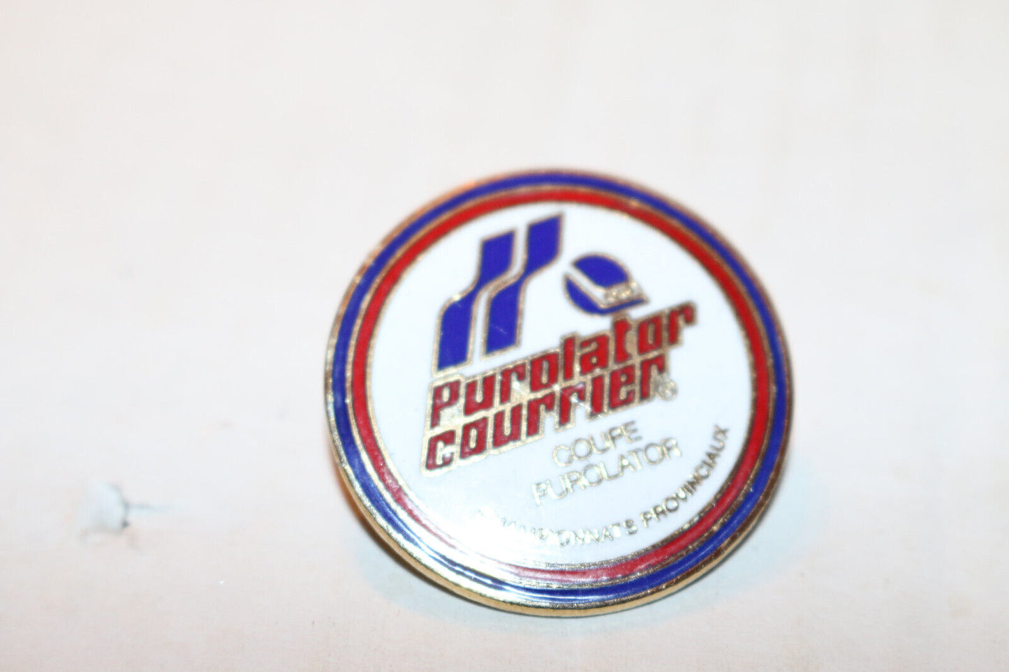 Pin Purolator Courrier Coupe Provinciaux Québec Canada Collection De Pinback