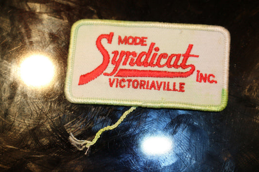 Vintage Shoulder Patche Souvenir Mode Syndicat Inc Victoriaville Québec Canada